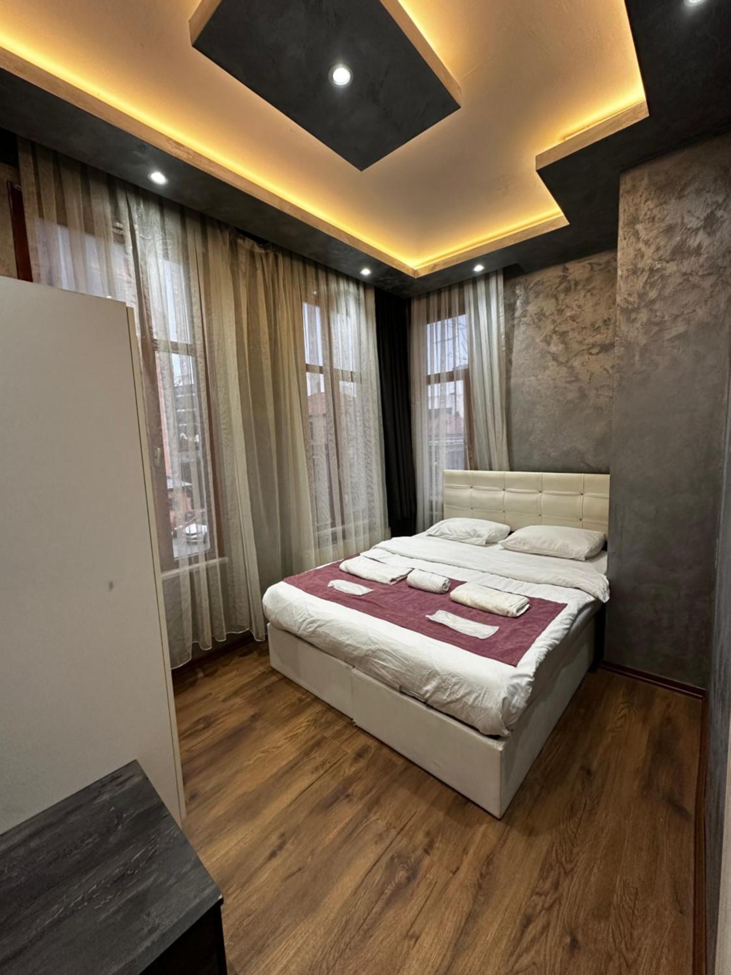 Alyon Suite Hotel Istanbul Bagian luar foto